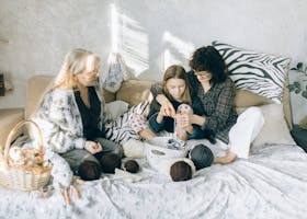Why 10-Minute Habits Stick – and How Crochet Became Mine
